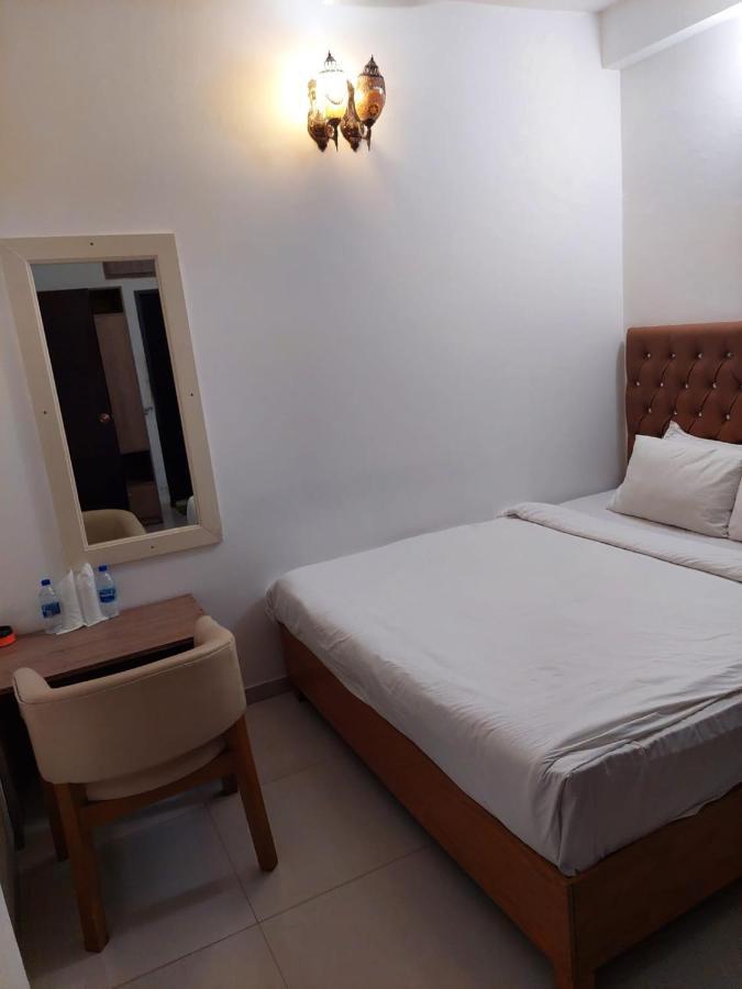 Hotel Blue Castle 达卡 外观 照片